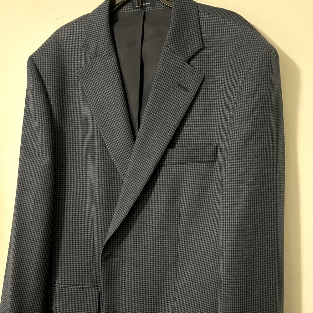 Mens year around sport coat.